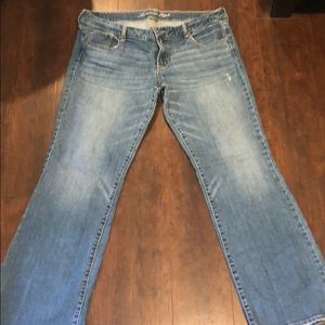 American Eagle Favorite Boyfriend Jeans Size 18